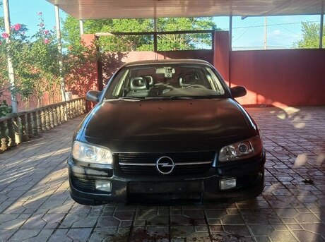 Opel Omega 1998