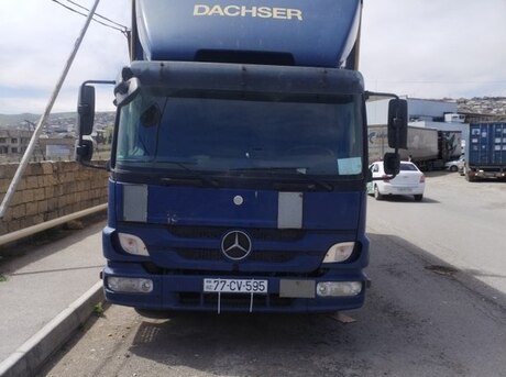Mercedes Atego 818