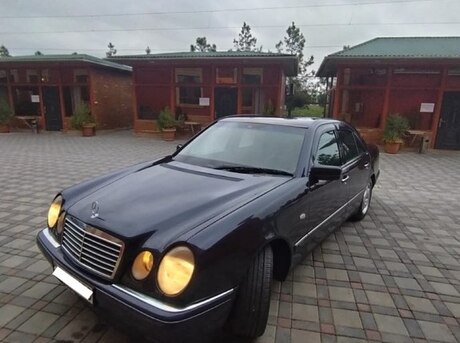 Mercedes E 240 1998