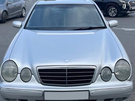 Mercedes E 320 2001