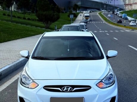 Hyundai Accent 2014