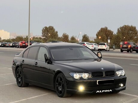 BMW 745 2004