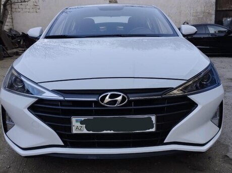 Hyundai Elantra 2019