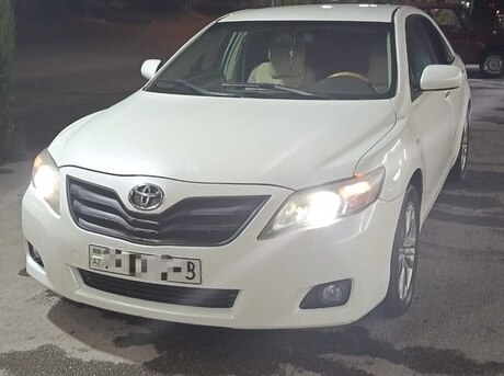 Toyota Camry 2011