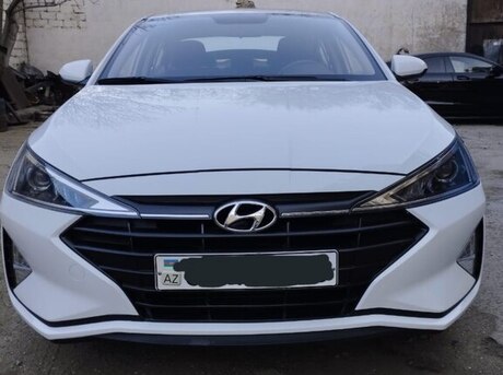 Hyundai Elantra 2019