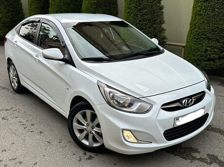 Hyundai Accent 2012
