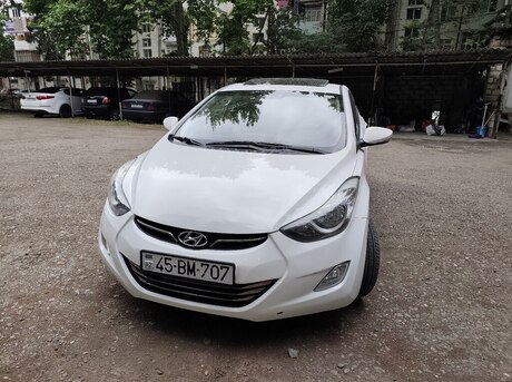 Hyundai Elantra 2011