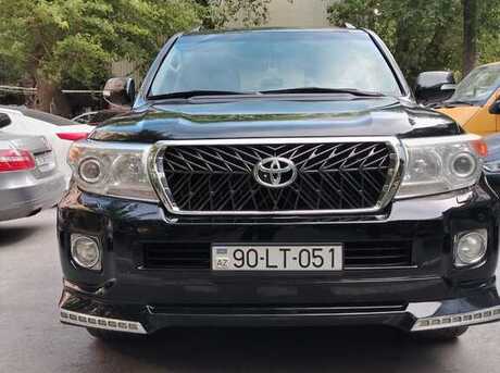 Toyota Land Cruiser 2012