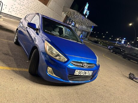 Hyundai Accent 2014