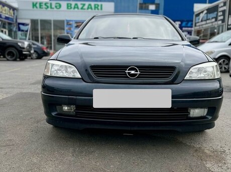 Opel Astra 2004