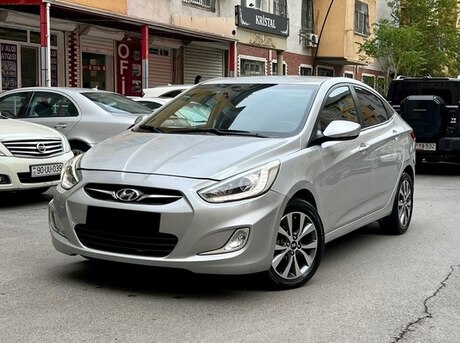 Hyundai Accent 2013