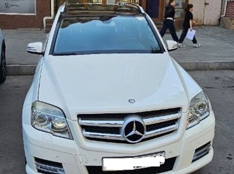 Mercedes  2010