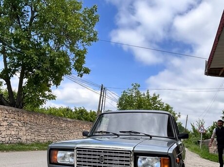 LADA (VAZ) 2107 2010