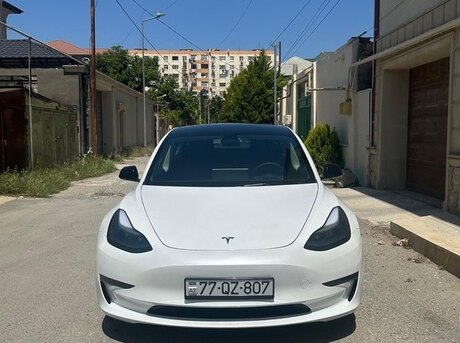 Tesla Model 3 2023