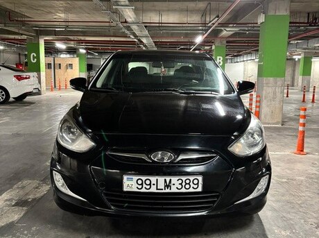 Hyundai Accent 2011