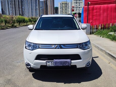 Mitsubishi Outlander 2014