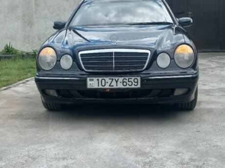 Mercedes E 240 2001