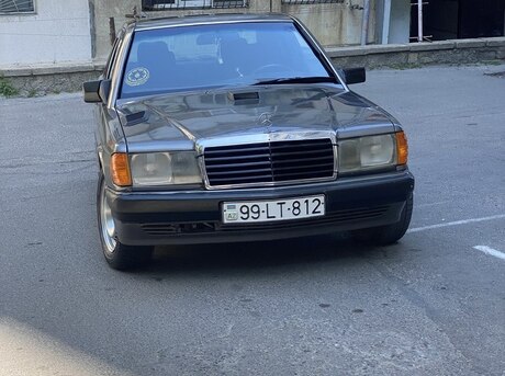 Mercedes 190 1990