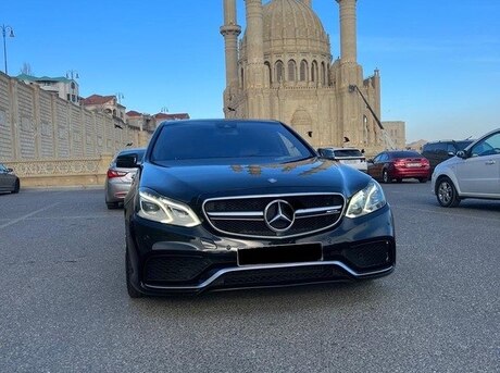 Mercedes E 200 2013