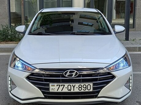 Hyundai Elantra 2020