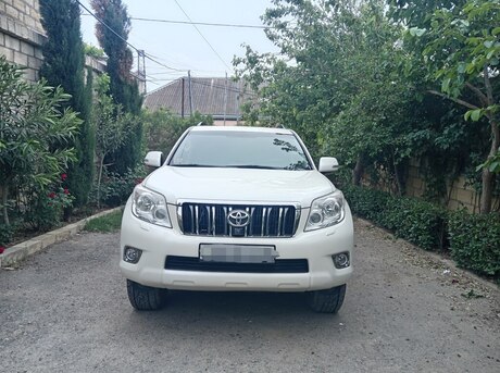 Toyota Land Cruiser Prado 2013