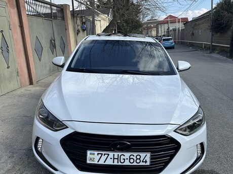 Hyundai Elantra 2018