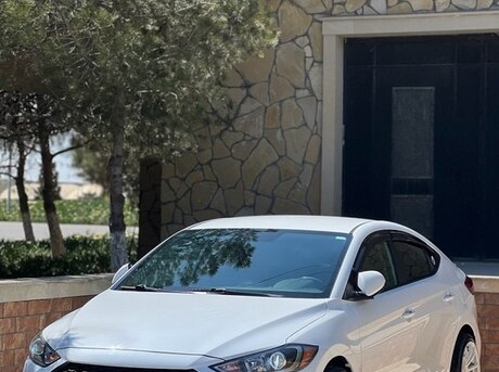 Hyundai Elantra 2018