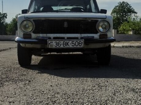 LADA (VAZ) 21103 1981