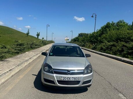 Opel Astra 2005