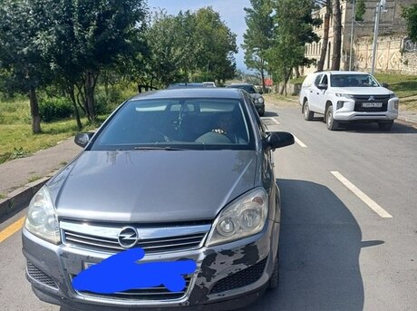Opel Astra 2007
