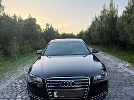 Audi A8 2012