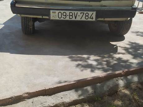 LADA (VAZ) 2107 1984