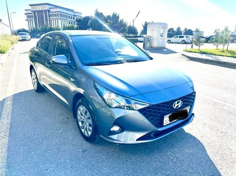 Hyundai Accent 2021