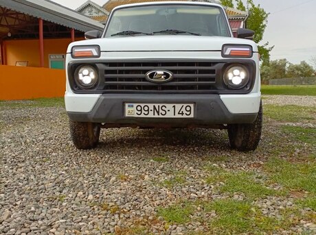 LADA (VAZ) Niva 1997