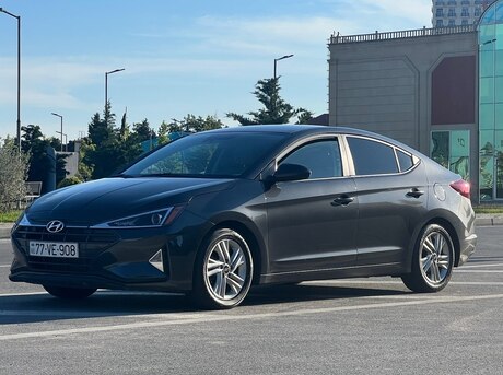 Hyundai Elantra 2020
