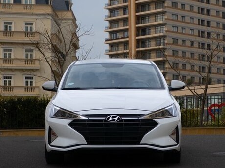 Hyundai Elantra 2019