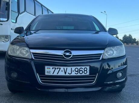 Opel Astra 2009