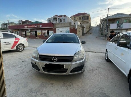 Opel Astra 2005