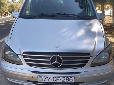 Mercedes Viano 2008