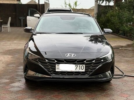 Hyundai Elantra 2023