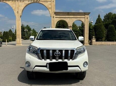 Toyota Land Cruiser Prado 2014