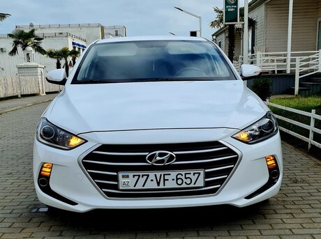 Hyundai Avante 2015