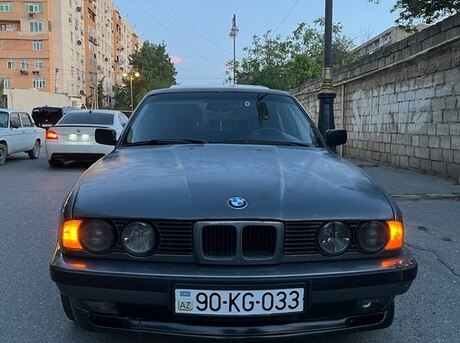 BMW 525 1988