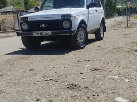 LADA (VAZ) Niva 2002
