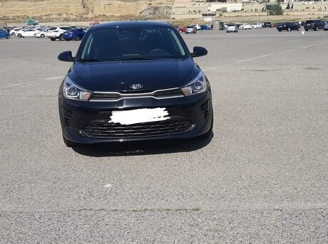 Kia Rio 2021