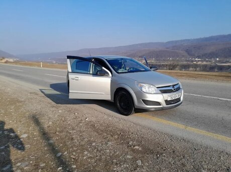 Opel Astra 2008