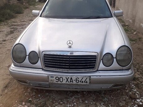 Mercedes E 220 d 1998