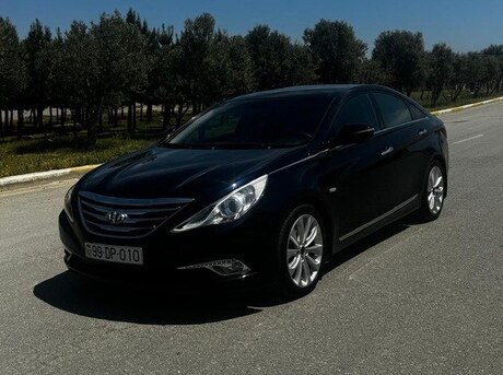 Hyundai Sonata 2010