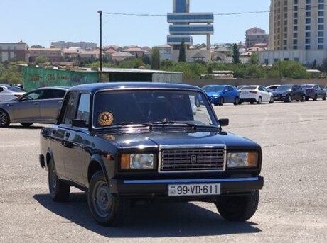 LADA (VAZ) 2107