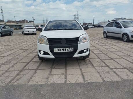 Geely MK 2011